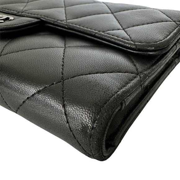 CHANEL Black Lambskin Leather Wallet - Picture 6 of 16